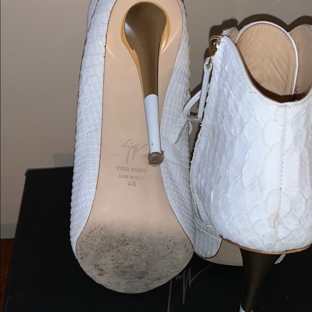 Giuseppe Zanotti Python White Lace Up Booties - image 4
